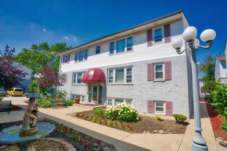 9434 Kelvin Ln Unit 3235, Schiller Park, IL 60176