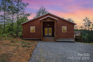 7025 Martin Ln, Morganton, NC 28655