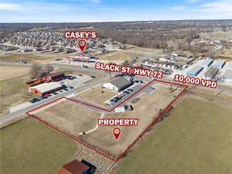 2103 Slack St, Pea Ridge, AR 72751
