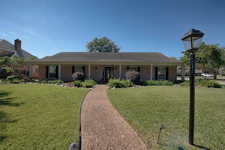 18502 Vinland Dr, Houston, TX 77058