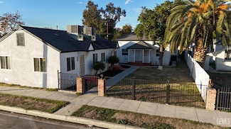 1804 Forrest St, Bakersfield, CA 93304