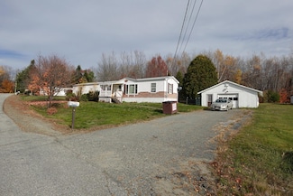 139 Galilee Rd, Farmington, ME 04938