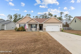 105 Mccabe Ct, Havelock, NC 28532
