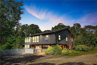 262 Delilah St, Apollo, PA 15613
