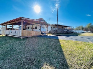 Unit 152 Megan Cir, Hillsville, VA 24343