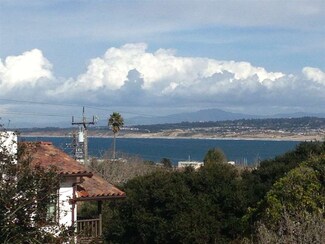 543 Monroe St, Monterey, CA 93940