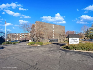 9820 S Pulaski Rd Unit 3142, Oak Lawn, IL 60453