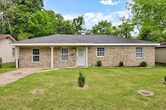 9190 Mclean St, Beaumont, TX 77707