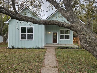700 N Avenue C, Elgin, TX 78621