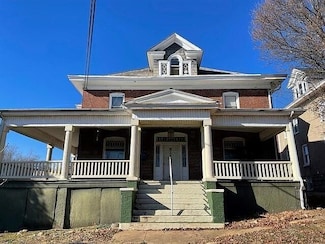 821 13th St SW, Roanoke, VA 24016