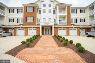 15120 Heather Mill Ln Unit 304, Haymarket, VA 20169