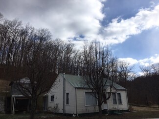 6350 Mcclellan Hwy, West Hamlin, WV 25571