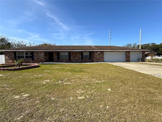 1255 N Highland St, Mount Dora, FL 32757