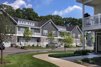 495 Middle Country Rd Unit 110, Selden, NY 11784