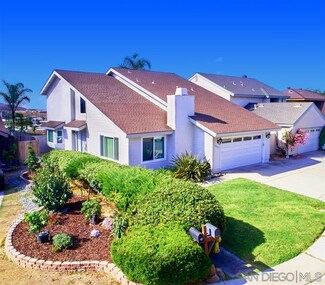 10827 Charing Cross Rd, Spring Valley, CA 91978