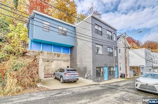 9017 Riverside Place Unit House, North Bergen, NJ 07047