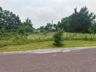 000 Cherry St, Monett, MO 65708