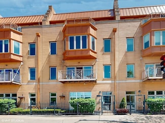 1911 S State St Unit 4, Chicago, IL 60616