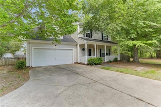 106 Robin Hood Dr, Yorktown, VA 23693