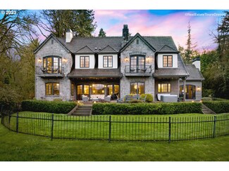 17147 Old River Dr, Lake Oswego, OR 97034