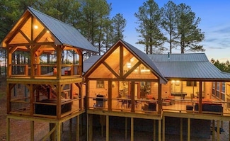 1723 Pine Hills Rd, Broken Bow, OK 74728