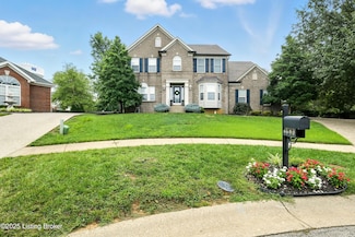 6600 Poplar Forest Ln, Louisville, KY 40291