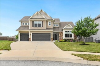 7706 N Kensington Ave, Kansas City, MO 64119
