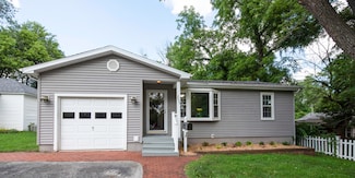 2825 W Walnut St, Springfield, MO 65802