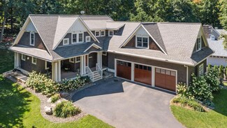 27695 Island View Rd, Excelsior, MN 55331