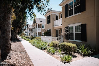 872 Fitzgerald Ave, Ventura, CA 93003