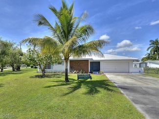 303 Georgia Ave, Fort Myers, FL 33905