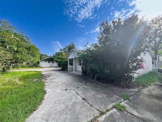 12168 Cedar Dr, Brooker, FL 32622