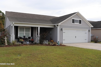 4463 Maritime Oak Dr SE, Southport, NC 28461