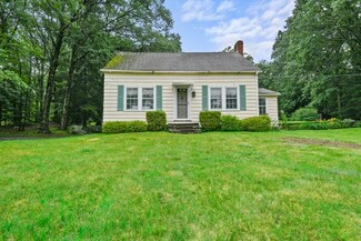 53 Auburn Rd, Millbury, MA 01527