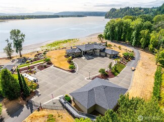 266 Columbia Point Rd, Longview, WA 98632