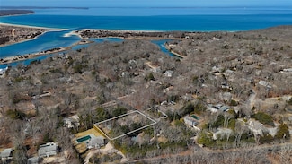10 Harbor View Ln, East Hampton, NY 11937