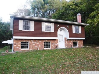 333 Mountain Ave, Cairo, NY 12413