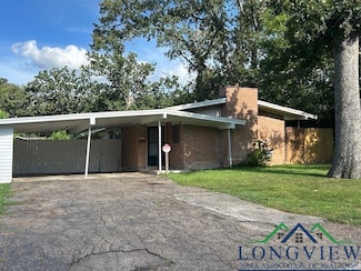 1802 N 10th St, Longview, TX 75601