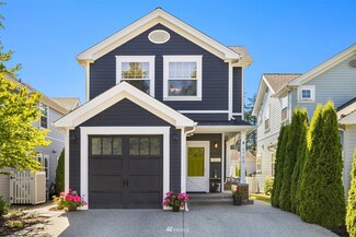1723 Parade Grounds Ave NE, Bainbridge Island, WA 98110