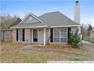 17817 Barrett Ln, Baton Rouge, LA 70817