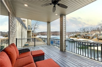 27112 White Horse Cir, Rocky Mount, MO 65072