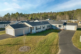 11 Wildflower Ln Unit 208-97-11-2, Plymouth, NH 03264
