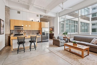 700 Washington Ave N Unit 413, Minneapolis, MN 55401