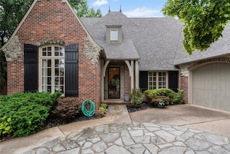 9034 S Maplewood Ave, Tulsa, OK 74137