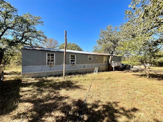 251 Tumbleweed Ct, Millsap, TX 76066