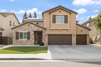 2086 Chennault Ave, Clovis, CA 93611