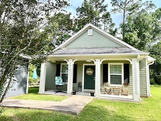 4810 Pecan Ln, Old River Winfree, TX 77535
