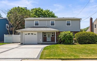 418 Jeffrey Ave, East Meadow, NY 11554