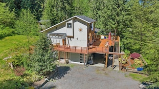 5826 Robe Menzel Rd, Granite Falls, WA 98252