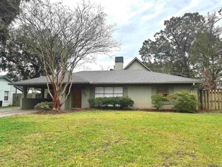 4970 Bardwell Dr, Baton Rouge, LA 70808